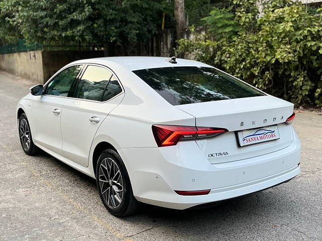 Used Skoda Octavia L&K 2.0 in Delhi