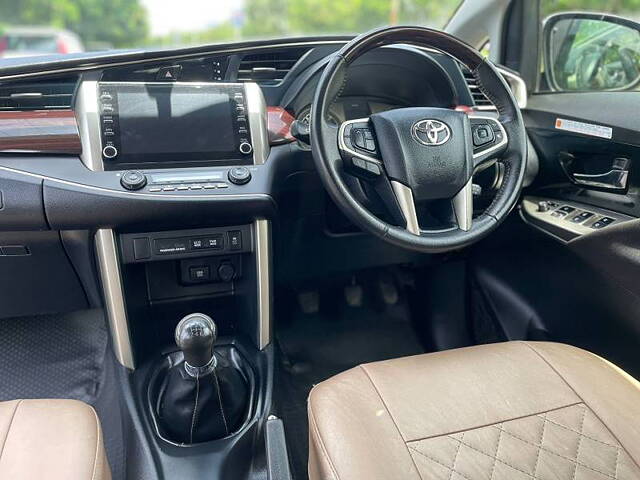 Used Toyota Innova Crysta [2016-2020] 2.4 VX 8 STR [2016-2020] in Mumbai