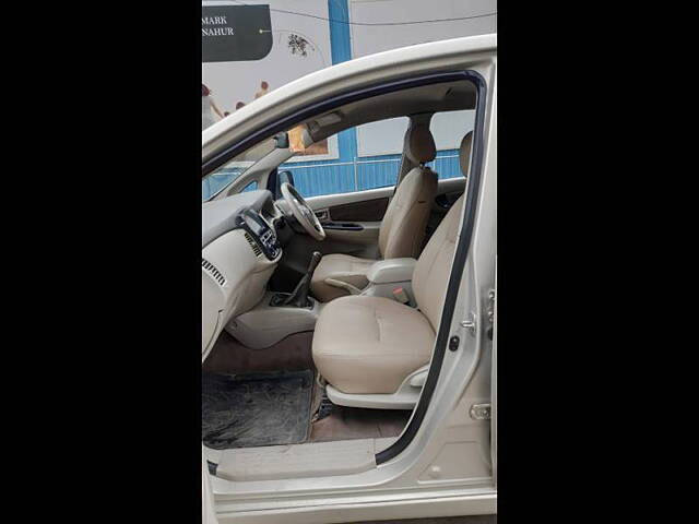 Used Toyota Innova [2013-2014] 2.5 G 8 STR BS-IV in Mumbai