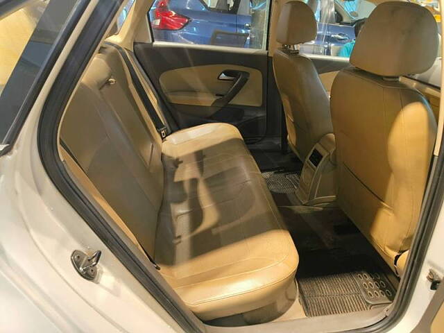 Used Volkswagen Vento [2014-2015] Highline Diesel AT in Kolkata