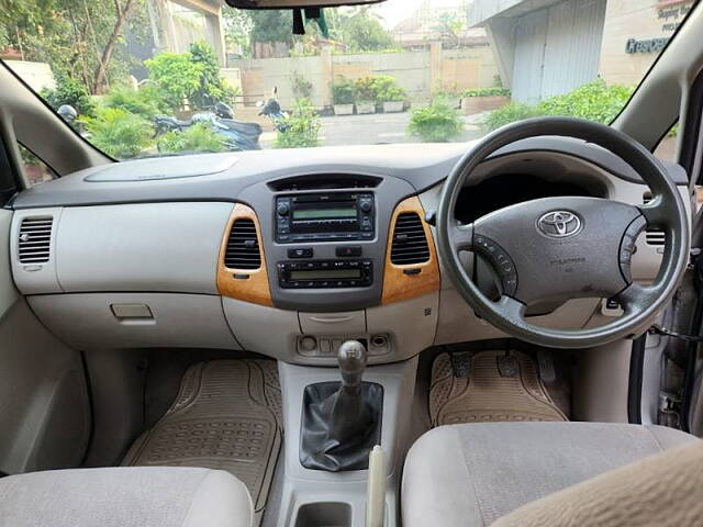 Used Toyota Innova [2009-2012] 2.5 VX 8 STR BS-IV in Mumbai