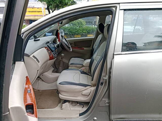 Used Toyota Innova [2012-2013] 2.5 G 8 STR BS-III in Mumbai