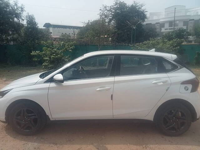 Used Hyundai i20 [2020-2023] Sportz 1.2 MT [2020-2023] in Hyderabad