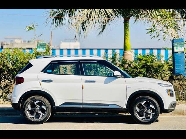 Used Hyundai Venue [2022-2023] SX (O) 1.0 Turbo iMT in Surat