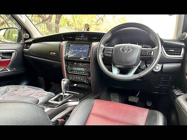 Used Toyota Fortuner Legender 4X4 AT 2.8 Legender in Delhi