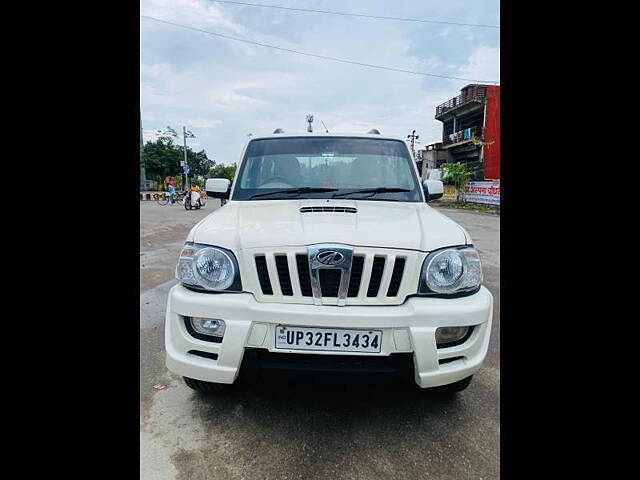 Used 2014 Mahindra Scorpio in Lucknow