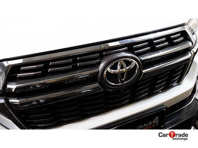 Used Toyota Land Cruiser [2011-2015] LC 200 VX in Delhi