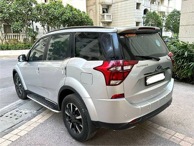 Used Mahindra XUV500 W11 AT in Delhi