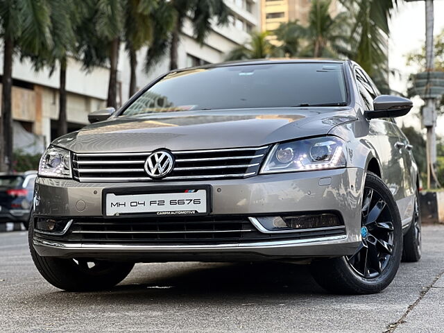 Used 2013 Volkswagen Passat in Mumbai