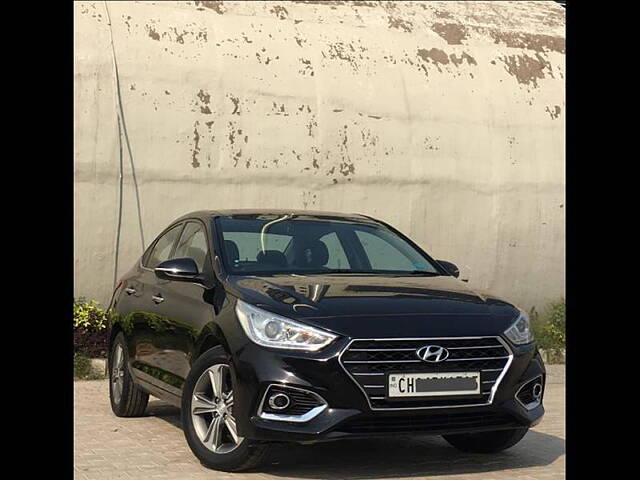 Used 2019 Hyundai Verna in Mohali