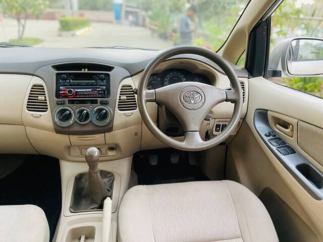 Used Toyota Innova [2012-2013] 2.5 G 8 STR BS-IV in Ahmedabad