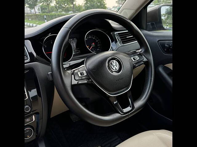 Used Volkswagen Jetta Highline TDI AT in Mohali