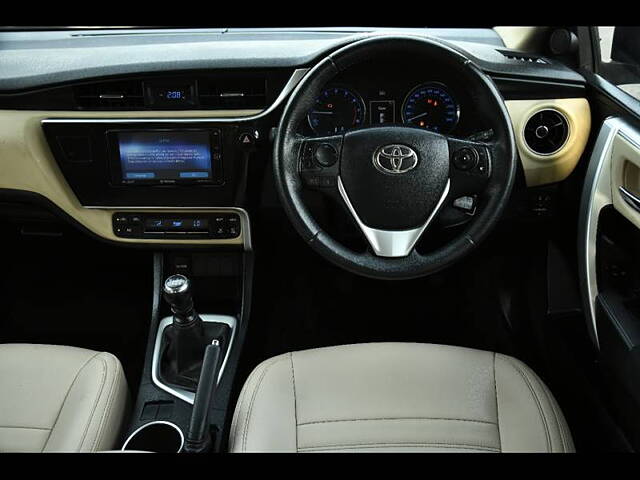 Used Toyota Corolla Altis G Petrol in Kolkata