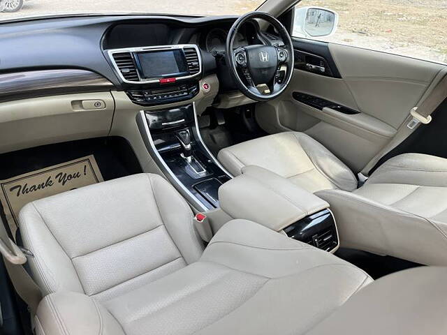 Used Honda Accord Hybrid in Delhi