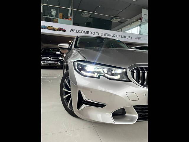 Used BMW 3 Series 320d Luxury Edition in Pune