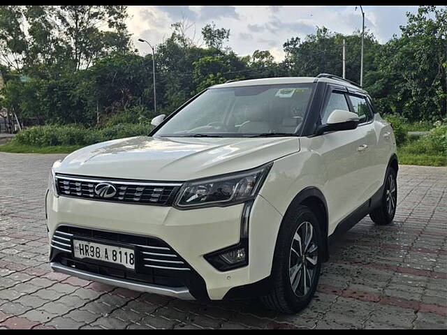 Used Mahindra XUV300 [2019-2024] W8 (O) 1.5 Diesel AMT in Delhi