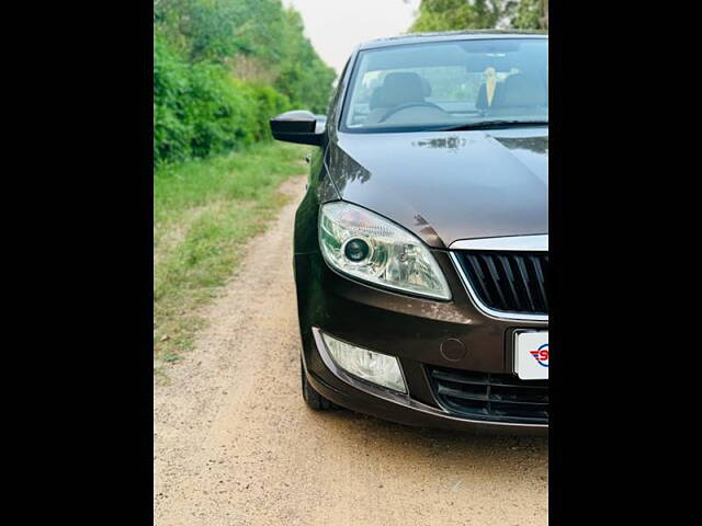 Used Skoda Rapid [2014-2015] 1.5 TDI CR Elegance AT in Ahmedabad