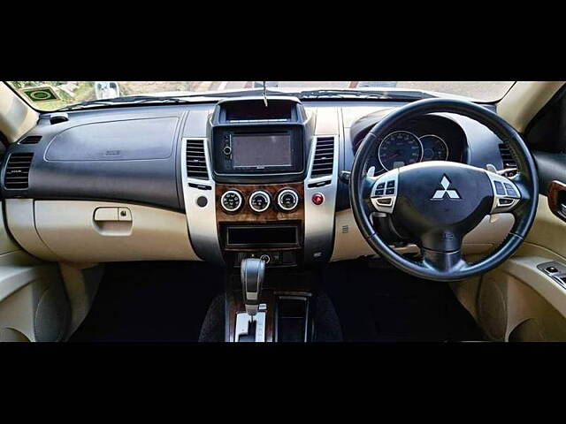 Used Mitsubishi Pajero Sport 2.5 AT in Chandigarh