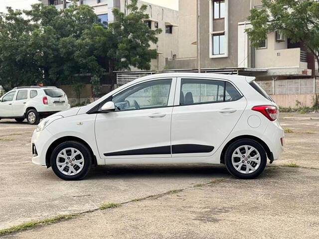 Used Hyundai Grand i10 Magna 1.2 Kappa VTVT [2017-2020] in Ahmedabad