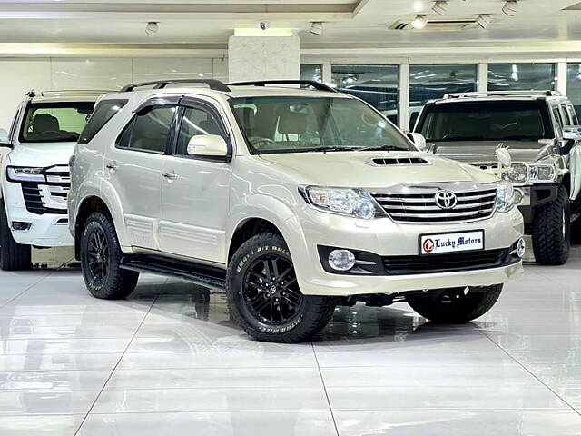 Used Toyota Fortuner [2012-2016] 4x2 AT in Mumbai