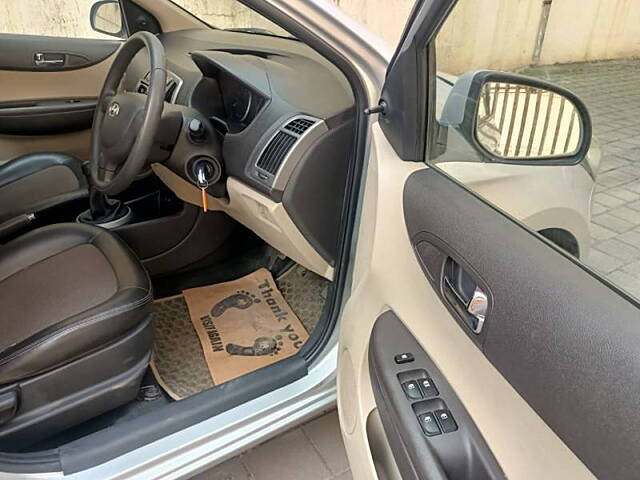 Used Hyundai i20 [2012-2014] Magna 1.2 in Navi Mumbai