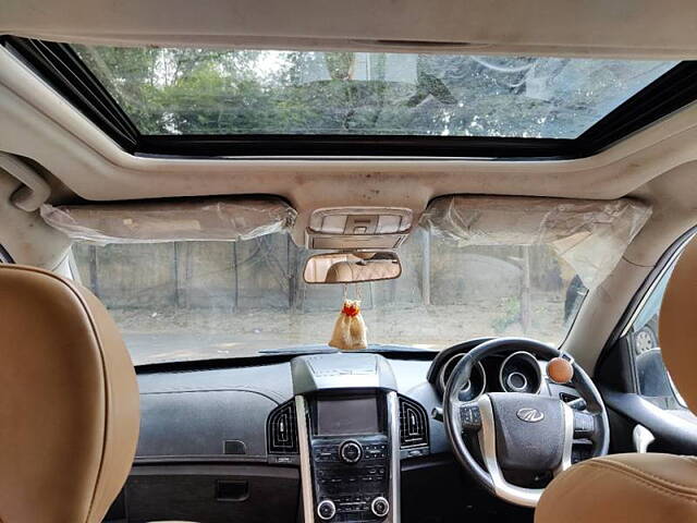 Used Mahindra XUV500 W11 in Noida