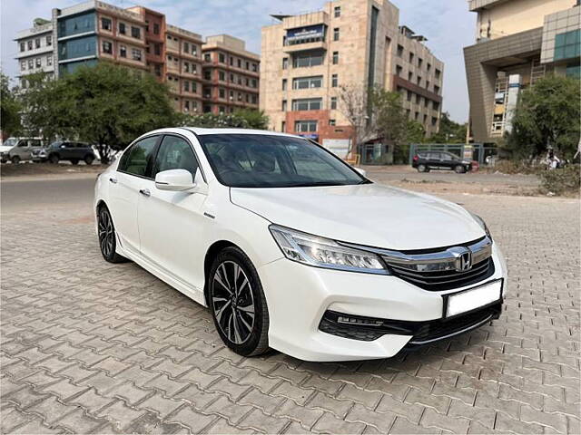 Used Honda Accord Hybrid in Delhi