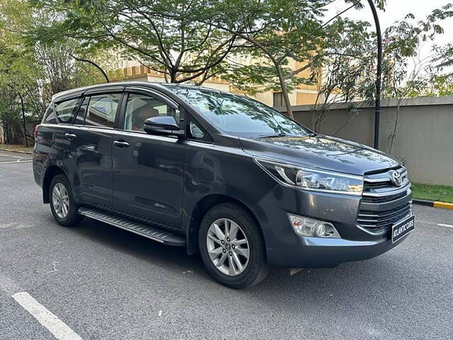 Used Toyota Innova Crysta [2016-2020] 2.4 G 8 STR [2016-2017] in Pune