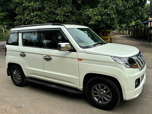 Used Mahindra TUV300 T10 in Bhopal