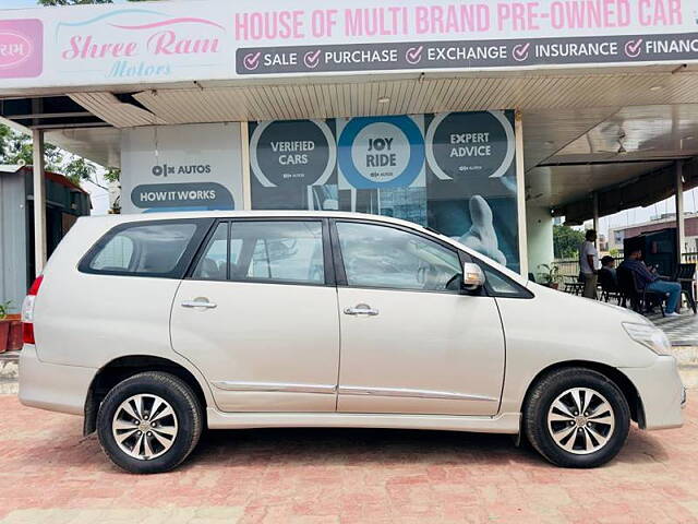 Used Toyota Innova [2013-2014] 2.5 VX 7 STR BS-III in Ahmedabad