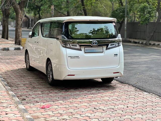 Used Toyota Vellfire VIP – Executive Lounge in Delhi