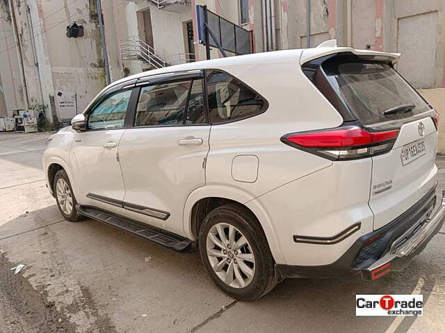 Used Toyota Innova Hycross VX Hybrid 8 STR in Delhi