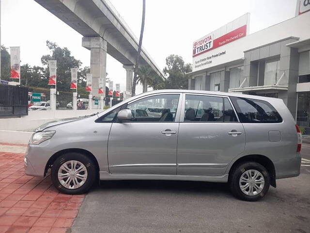 Used Toyota Innova [2013-2014] 2.5 GX 7 STR BS-IV LTD in Bangalore