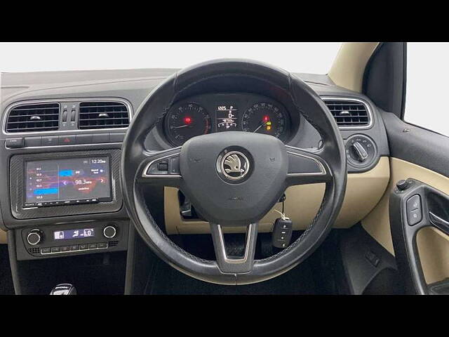 Used Skoda Rapid Style 1.6 MPI AT in Bangalore