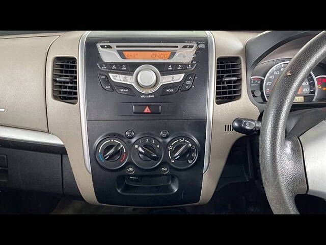 Used Maruti Suzuki Wagon R 1.0 [2014-2019] VXI in Ahmedabad