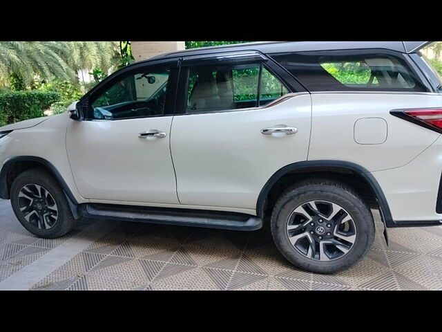 Used Toyota Fortuner Legender 4X2 AT 2.8 Legender in Delhi