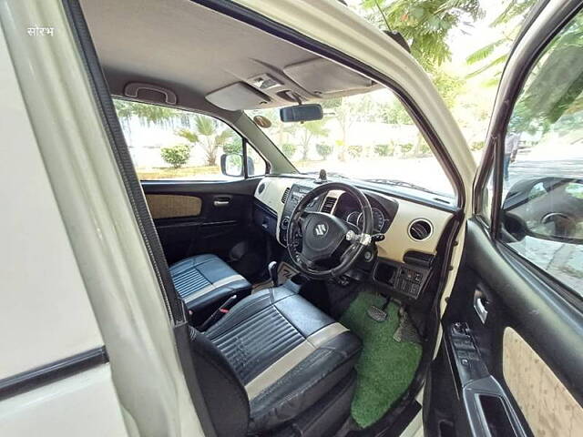 Used Maruti Suzuki Wagon R 1.0 [2014-2019] VXI AMT in Lucknow