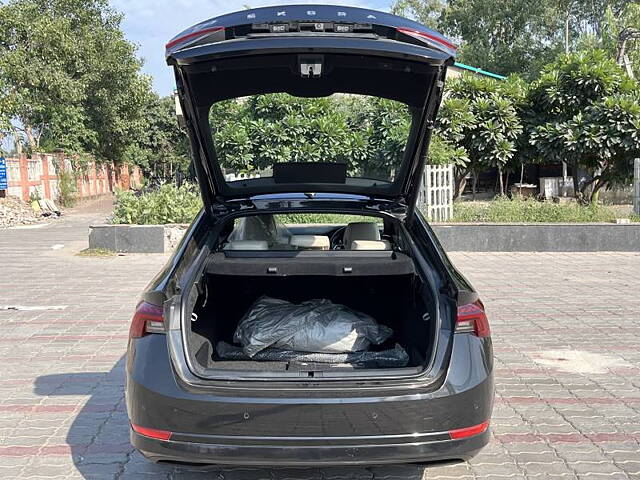 Used Skoda Octavia L&K 2.0 in Delhi