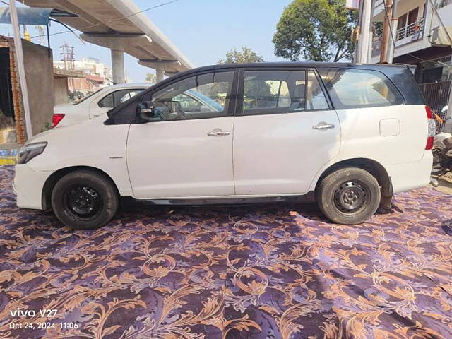 Used Toyota Innova [2005-2009] 2.5 V 7 STR in Kanpur