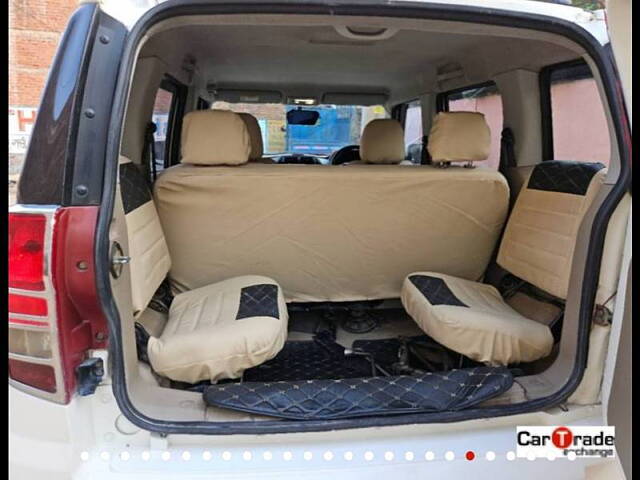 Used Mahindra TUV300 [2015-2019] T4 Plus in Varanasi