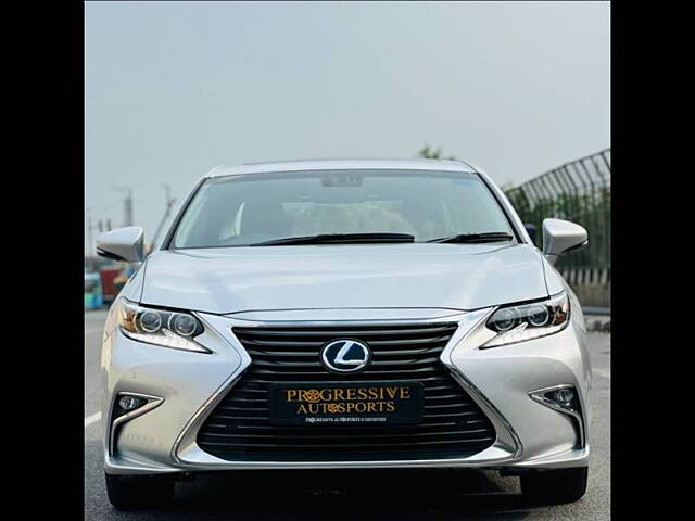 Used 2017 Lexus ES in Delhi