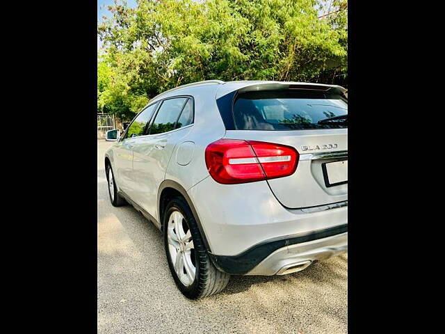 Used Mercedes-Benz GLA [2017-2020] 200 Sport in Delhi