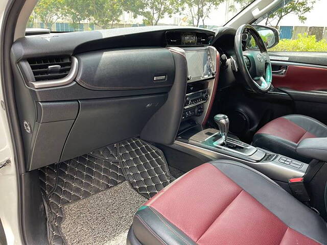 Used Toyota Fortuner Legender 2.8 4X4 AT in Mumbai