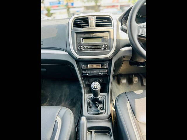 Used Maruti Suzuki Brezza VXi [2022-2023] in Lucknow