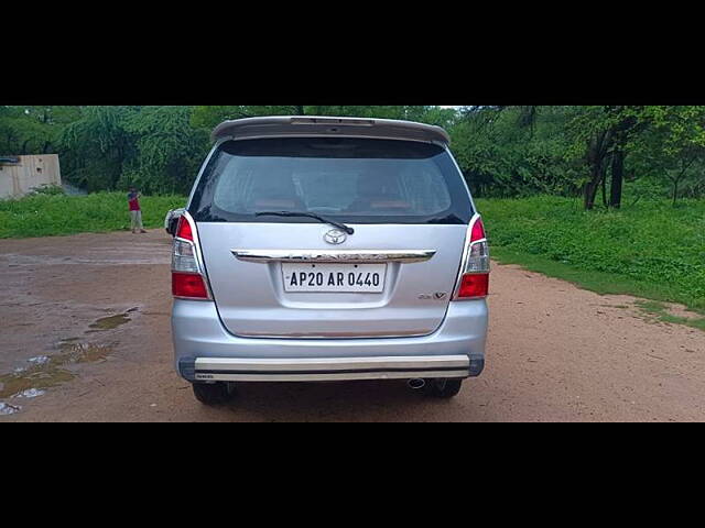 Used Toyota Innova [2005-2009] 2.5 V 7 STR in Hyderabad