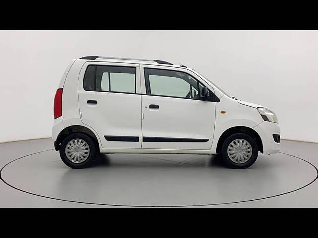 Used Maruti Suzuki Wagon R 1.0 [2014-2019] LXI in Ahmedabad