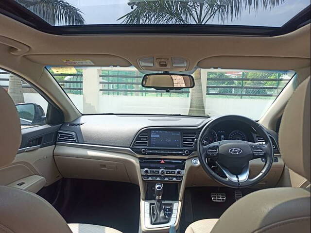 Used Hyundai Elantra SX (O) 1.5 AT in Pune