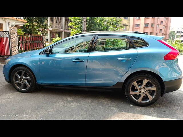 Used Volvo V40 Cross Country [2013-2016] D3 in Kolkata