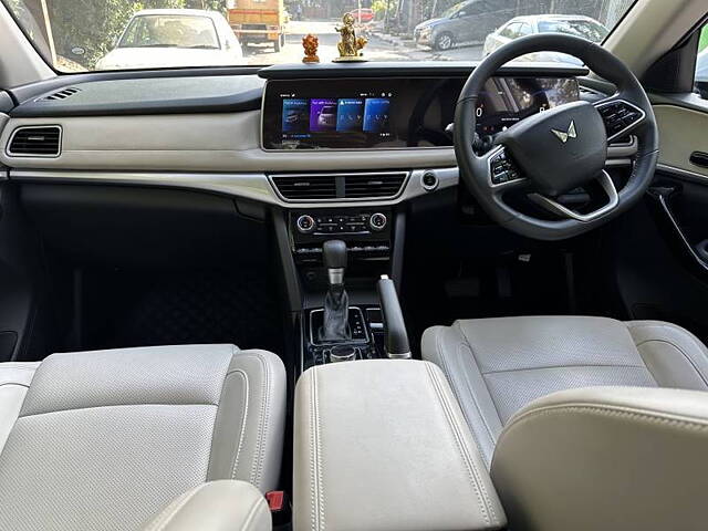 Used Mahindra XUV700 AX 7 Diesel AT AWD 7 STR [2021] in Hyderabad