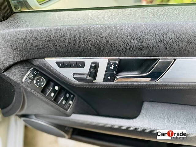 Used Mercedes-Benz C-Class [2010-2011] 200 CGI Avantgarde in Kolkata